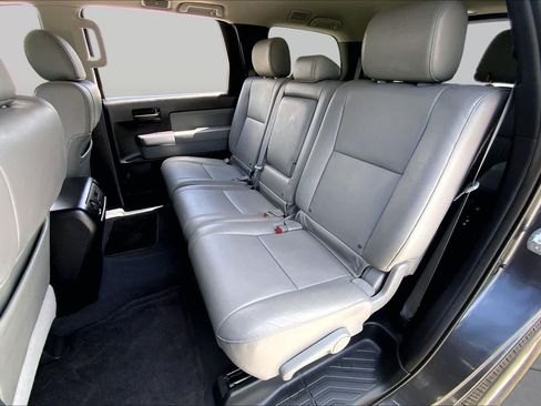 Used 2020 Toyota Sequoia SR5 w/ Premium Package RWD image 20