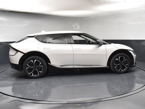Used 2024 Kia EV6 Wind w/ Wind Technology Package image 8