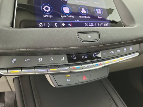Certified 2023 Cadillac XT4 Luxury FWD image 27