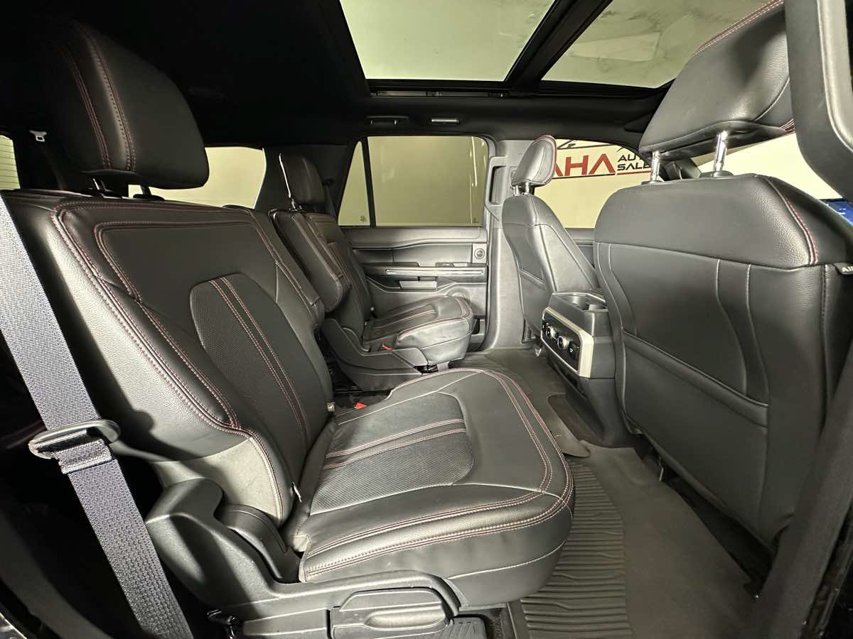 Used 2023 Ford Expedition Limited AWD/4WD image 29