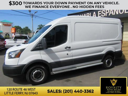 Used 2018 Ford Transit 150 130 Medium Roof image 15