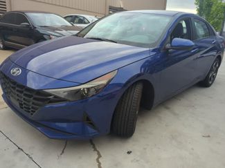 Certified 2023 Hyundai Elantra SEL w/ Convenience Package FWD video 2