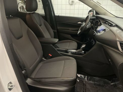Used 2021 Buick Encore GX Select FWD image 19
