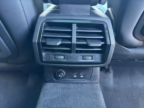Used 2023 Audi Q3 2.0T Premium w/ Convenience Package AWD/4WD image 16