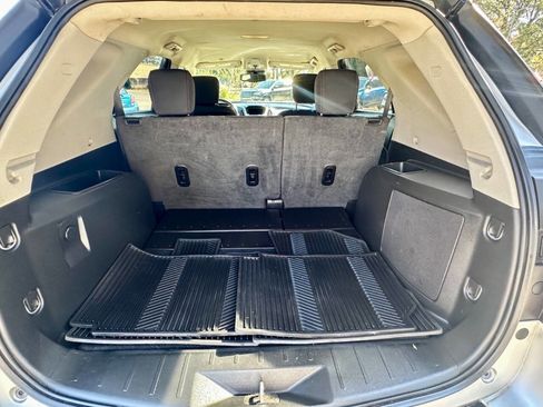 Used 2014 Chevrolet Equinox LT w/ Driver Convenience Package image 14