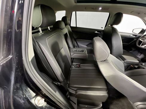 Used 2022 Volkswagen Tiguan SE AWD/4WD image 26