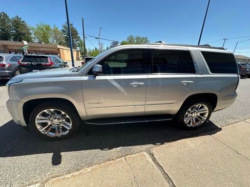 Used 2018 GMC Yukon SLT w/ Premium Edition AWD/4WD image 4