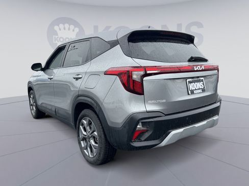 Used 2024 Kia Seltos LX AWD/4WD image 14
