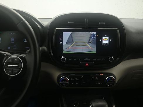 Used 2023 Kia Soul EX FWD image 21