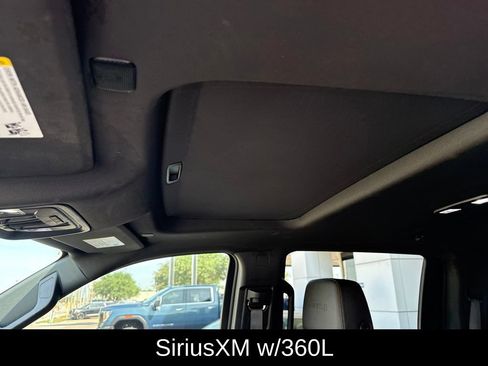 Used 2022 GMC Sierra 1500 AT4 w/ AT4 Premium Package AWD/4WD image 11