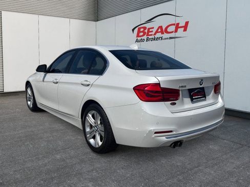 Used 2016 BMW 328i xDrive Sedan w/ Premium Package AWD/4WD image 13