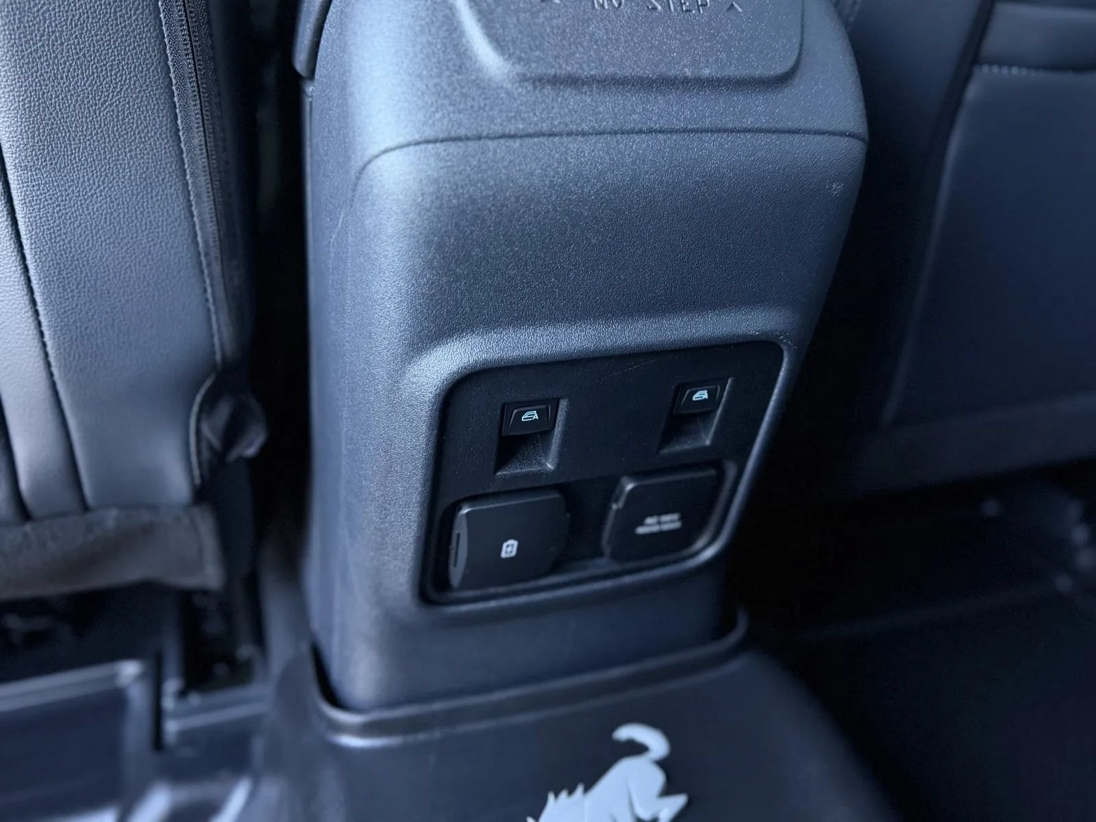 Used 2024 Ford Bronco Wildtrak AWD/4WD image 41