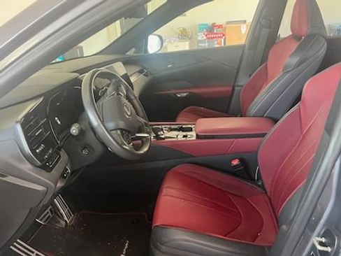 Used 2023 Lexus RX 500h F Sport AWD/4WD image 8