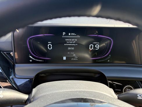 Used 2025 Kia Seltos S image 35