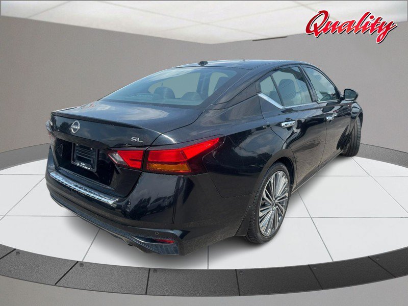 Used 2023 Nissan Altima 2.5 SL FWD image 3