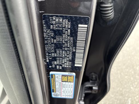 Used 2024 Kia Sorento EX w/ Panoramic Sunroof Package FWD image 38