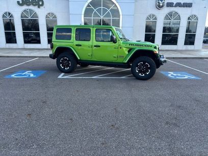 New 2026 Jeep Wrangler Unlimited Rubicon w/ Safety Group