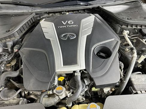 Used 2017 INFINITI Q60 Red Sport 400 AWD/4WD image 36