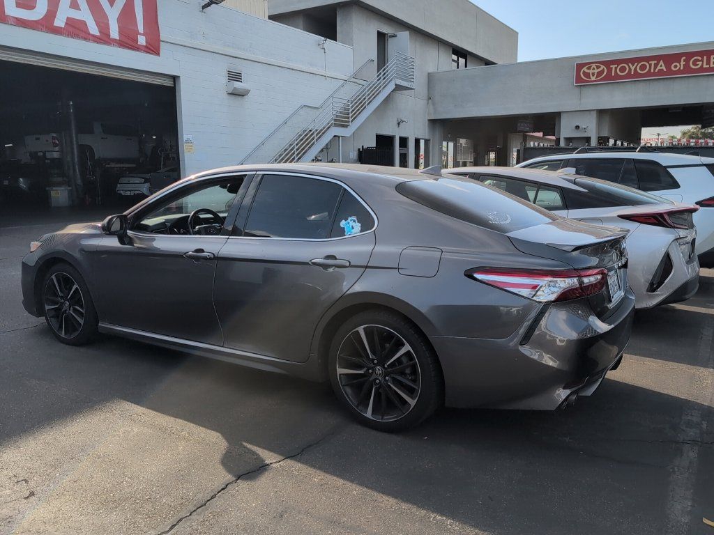 Used 2020 Toyota Camry XSE w/ Navigation Package FWD image 5