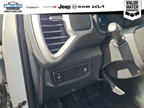 Used 2021 Kia Soul LX FWD image 17
