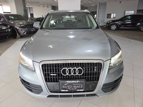 Used 2010 Audi Q5 3.2 Premium Plus w/ Premium Plus Pkg image 2