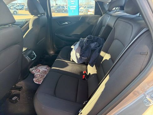 Used 2024 Chevrolet Malibu LT image 19