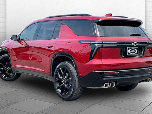 Used 2026 Chevrolet Traverse RS AWD/4WD image 10