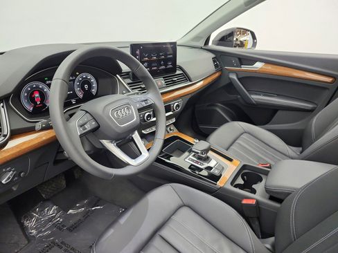 Used 2023 Audi Q5 2.0T Premium Plus w/ Premium Plus Package image 12