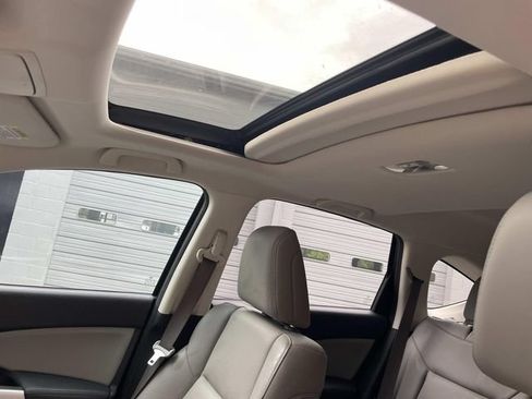 Used 2016 Honda CR-V Touring image 21