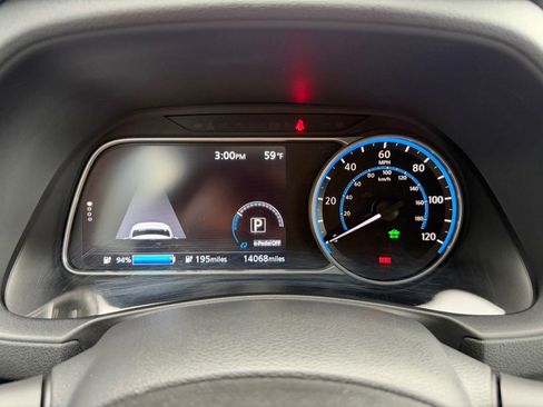 Used 2024 Nissan Leaf SV Plus image 13