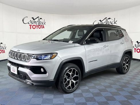 Used 2025 Jeep Compass Limited image 2