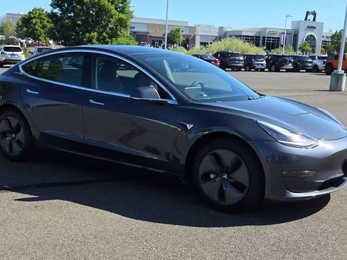 Used 2019 Tesla Model 3 Long Range AWD/4WD image 2