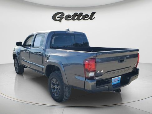 Certified 2023 Toyota Tacoma SR5 AWD/4WD image 7