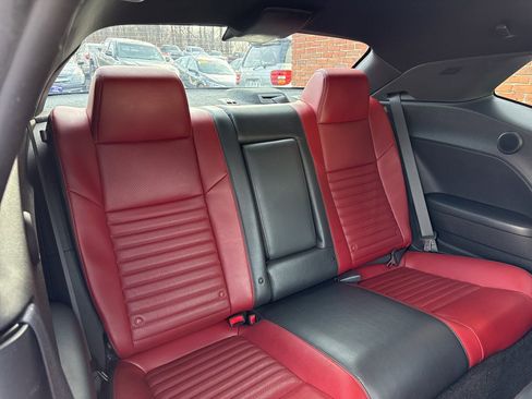 Used 2013 Dodge Challenger R/T Plus image 27