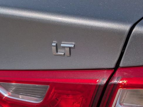 Used 2024 Chevrolet Malibu LT FWD image 29