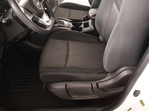 Used 2020 Nissan Rogue S AWD/4WD image 10