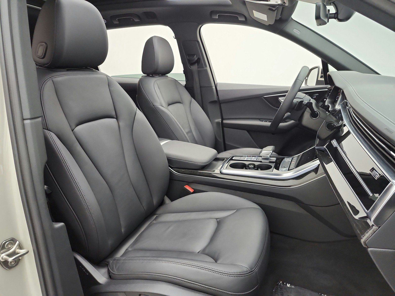 Used 2023 Audi Q7 2.0T Premium w/ Convenience Package AWD/4WD image 20