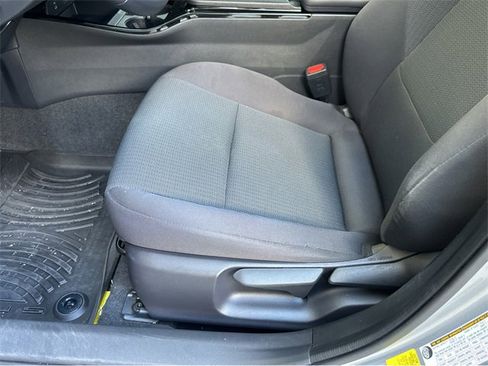 Used 2023 Toyota Prius LE image 34