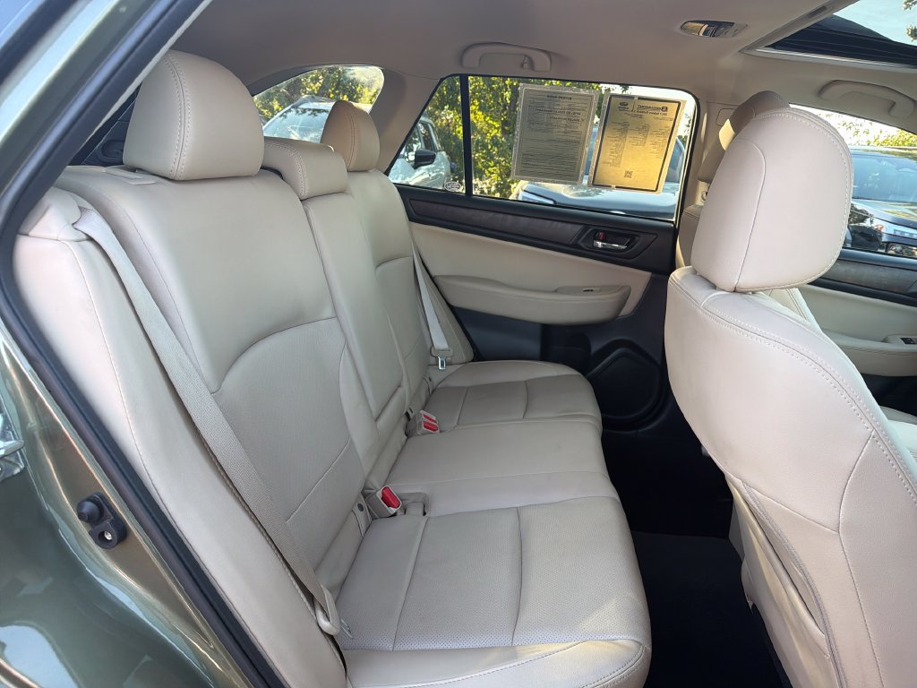 Used 2017 Subaru Outback 2.5i Limited w/ Popular Package #5 AWD/4WD image 29