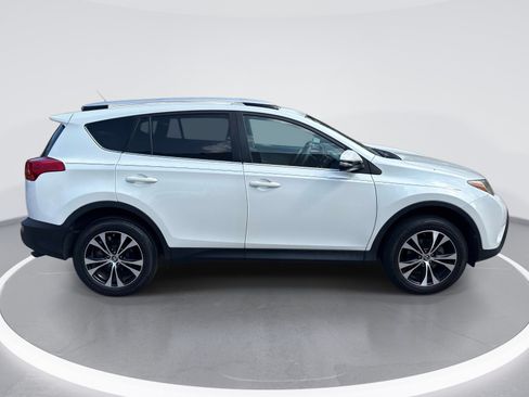 Used 2015 Toyota RAV4 Limited FWD image 9