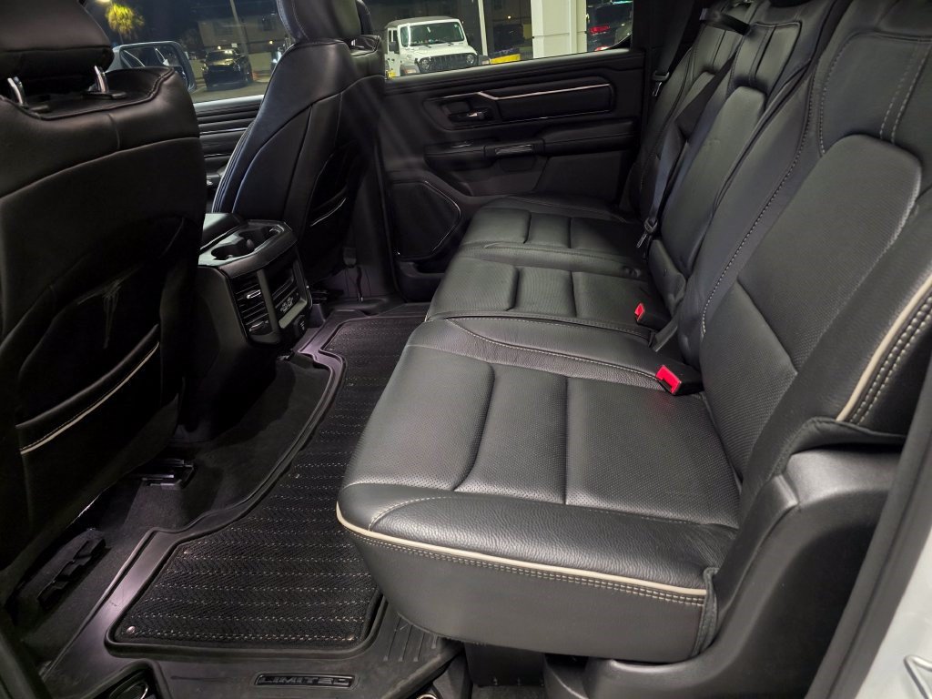 Used 2022 RAM 1500 Limited w/ Body Color Bumper Group AWD/4WD image 37