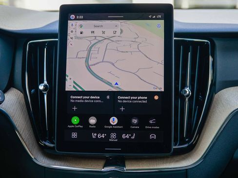 Used 2026 Volvo XC60 B5 Plus w/ Protection Package Premier image 16