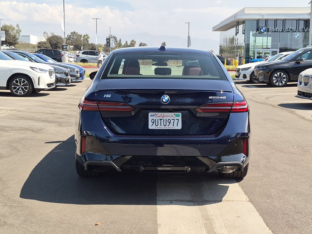 Certified 2026 BMW i5 M60 w/ M Sport Package RWD image 7