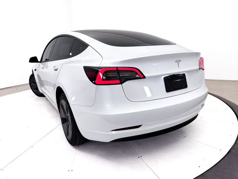 Used 2023 Tesla Model 3 Standard Range RWD image 8