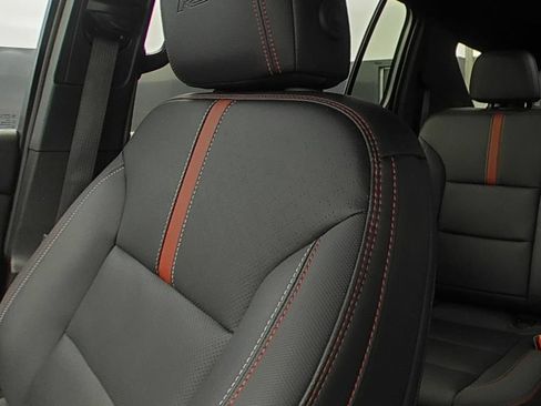 Used 2024 Chevrolet Traverse RS w/ LPO, Floor Liner Package FWD image 9