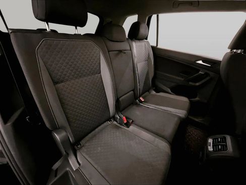 Used 2021 Volkswagen Tiguan S FWD image 26