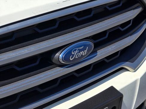 Used 2021 Ford EcoSport SE w/ SE Convenience Package FWD image 13