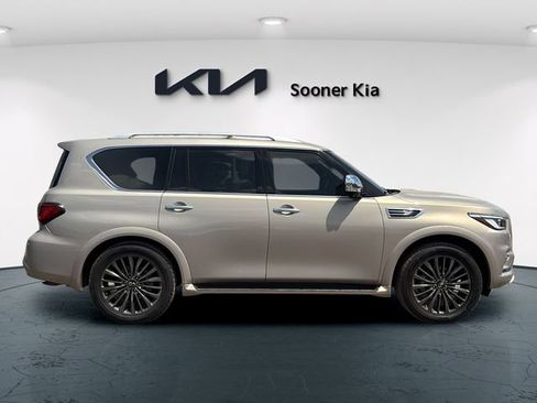 Used 2023 INFINITI QX80 Sensory w/ All-Season Package AWD/4WD image 7