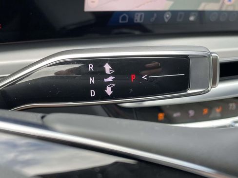 New 2026 Cadillac Lyriq Sport image 29