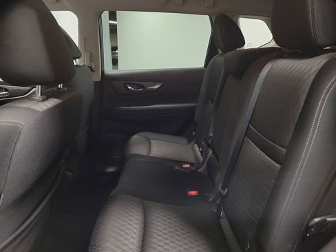 Used 2018 Nissan Rogue SV w/ Premium Package AWD/4WD image 24